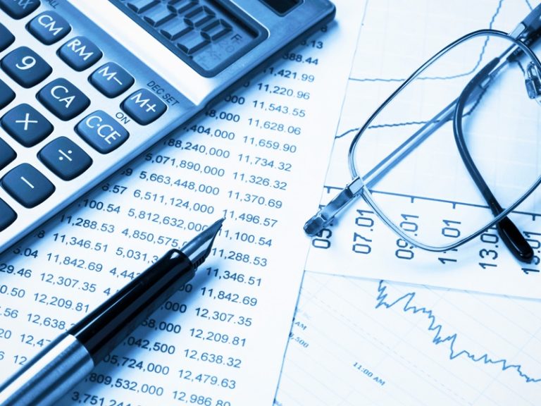 retribusi dan pajak daerah